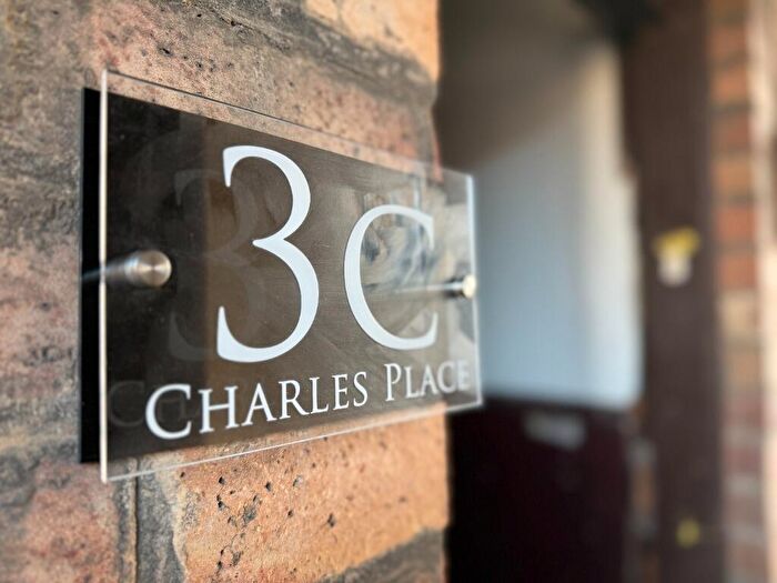 1 Bedroom Flat To Rent In Charles Place, Kilmarnock, East Ayrshire, KA1