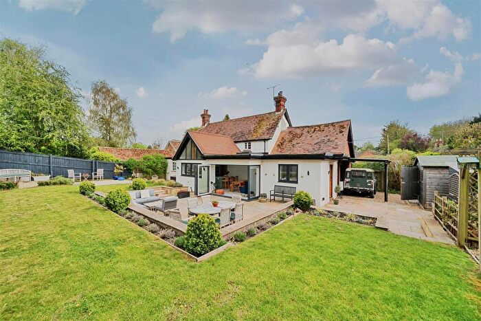 4 Bedroom Detached House For Sale In High Street, Tilshead, SP3