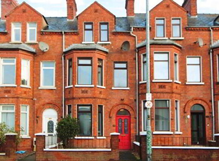 4 Bedroom Terrace House For Sale In Ballygomartin Road, Belfast, BT13