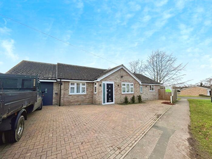 4 Bedroom Bungalow For Sale In The Street, Capel St. Mary, Ipswich, Suffolk, IP9