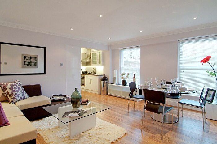 2 Bedroom Flat For Sale In Wimpole Street, London, W1G