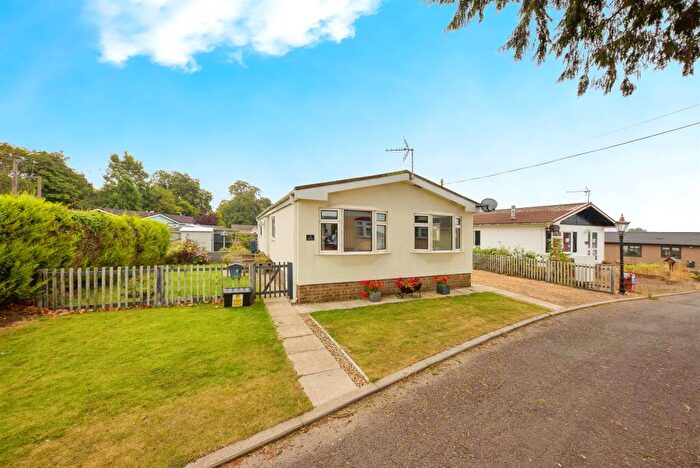 2 Bedroom Park Home For Sale In Ranksborough Hall, Langham, Oakham, LE15