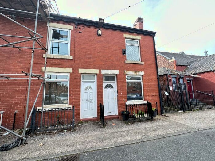 2 Bedroom Terraced House To Rent In Santley Street, Manchester, M12