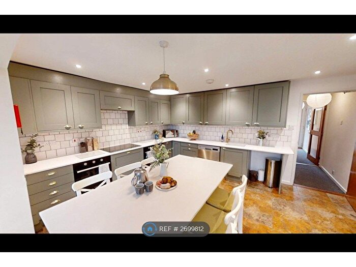 7 Bedroom Terraced House To Rent In Small Lane, Bristol, BS16