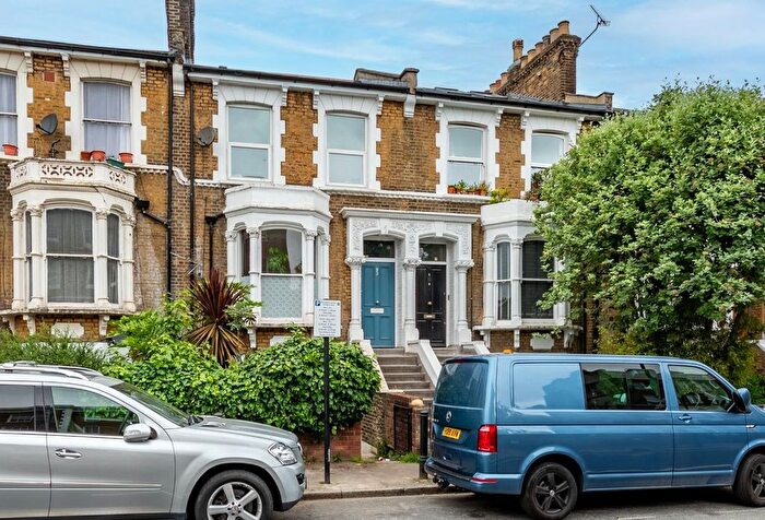 1 Bedroom Flat To Rent In Albion Road, London, N16