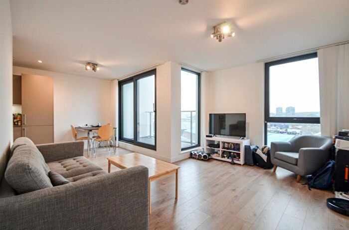 2 Bedroom Flat To Rent In Hepburn House, Verney Road, London, SE16