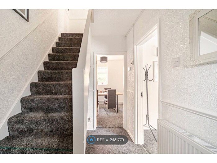 3 Bedroom Semi-Detached House To Rent In Worston Avenue, Bolton, BL1