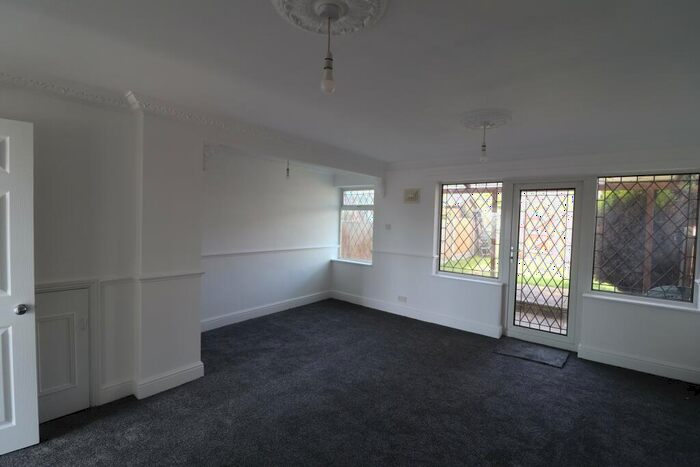 3 Bedroom Terraced House To Rent In Mistley Side, Basildon, SS16