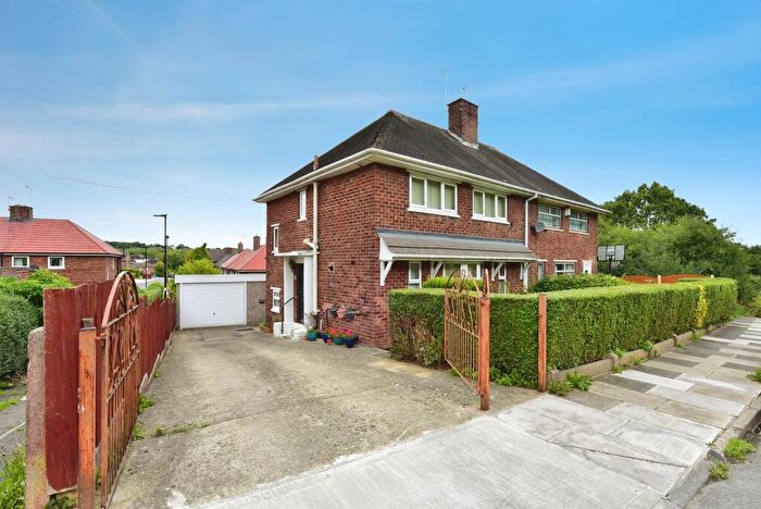 3 Bedroom Semi-Detached House For Sale In Alport Grove, Frecheville, Sheffield, S12