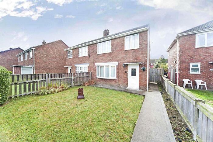 3 Bedroom Semi-Detached House For Sale In Ridlington Way, Hartlepool, TS24