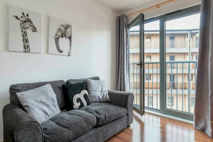 1 Bedroom Apartment To Rent In Kenyon Forge, Kenyon Street, B18