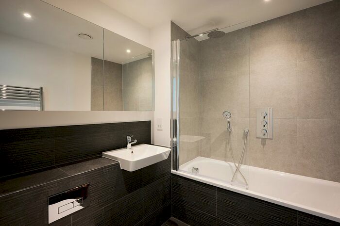 2 Bedroom Flat To Rent In Riverstone Heights, Reed Avenue, London, E3