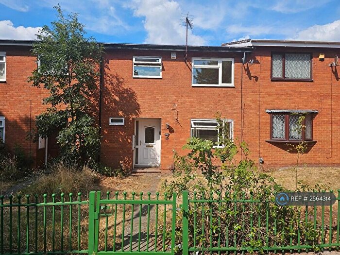 3 Bedroom Terraced House To Rent In Dilliars Walk, West Bromwich, B70