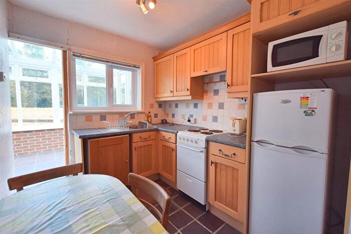 1 Bedroom Detached Bungalow For Sale In Cwm Cou, Newcastle Emlyn, SA38