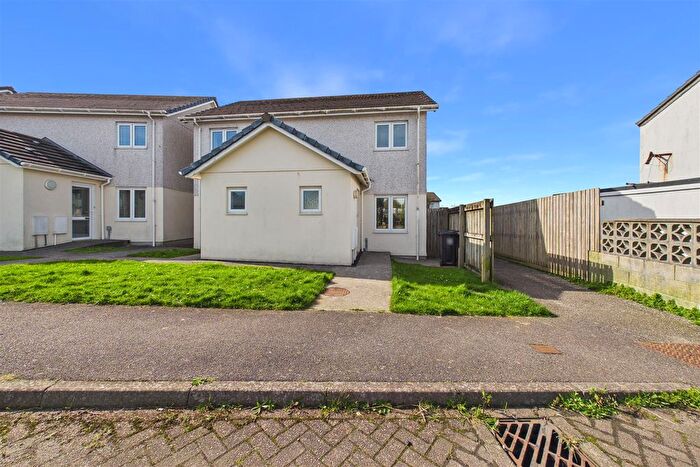 2 Bedroom Semi Detached House For Sale In Dale Close, Treloggan, Newquay, TR7