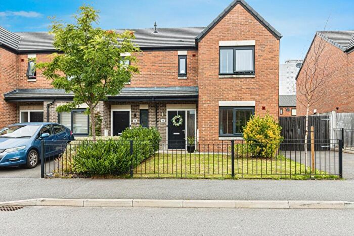 3 Bedroom Semi-Detached House To Rent In Winstanley Road, Manchester, Greater Manchester, M40