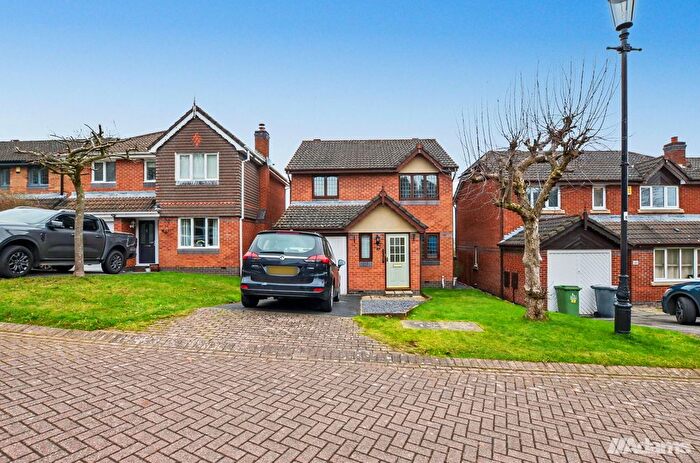 3 Bedroom Detached House For Sale In Tarnbeck, Norton, WA7