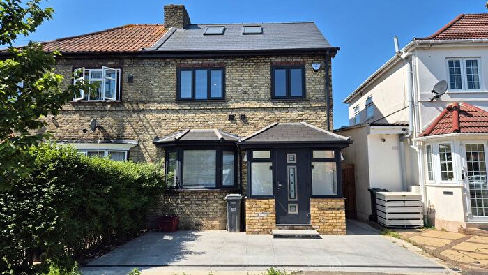 4 Bedroom Semi-Detached House To Rent In Spring Grove Crescent, Hounslow, TW3