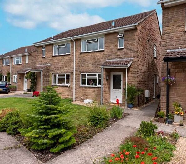 3 Bedroom Semi-Detached House For Sale In Southcombe Way, Tintinhull, Yeovil, BA22