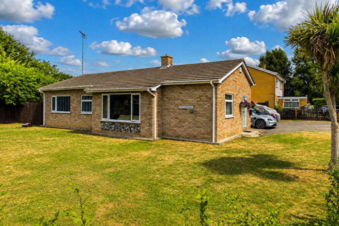 3 Bedroom Detached Bungalow For Sale In Bell Meadow, Bury St. Edmunds, IP32