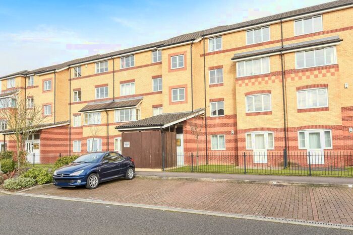 1 Bedroom Apartment To Rent In Princes Gate, High Wycombe, HP13