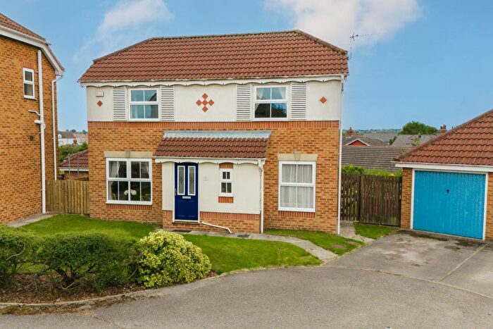 3 Bedroom Detached House For Sale In Glenn Way, Crofton, Wakefield, WF4