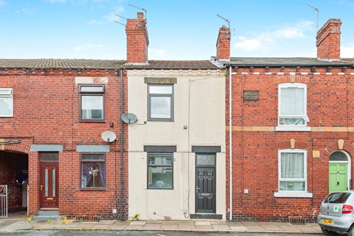 2 Bedroom Terraced House For Sale In George Street, Altofts, Normanton, WF6