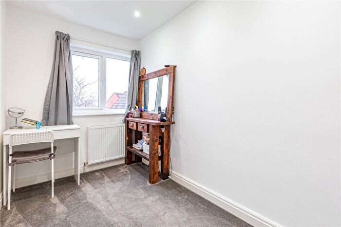 3 Bedroom Terraced House For Sale In Lakeside, Fishponds, Bristol, BS16