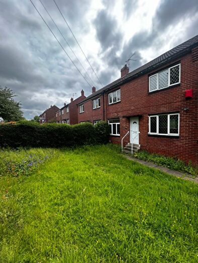 3 Bedroom Semi-Detached House To Rent In West Park Road, Batley, WF17