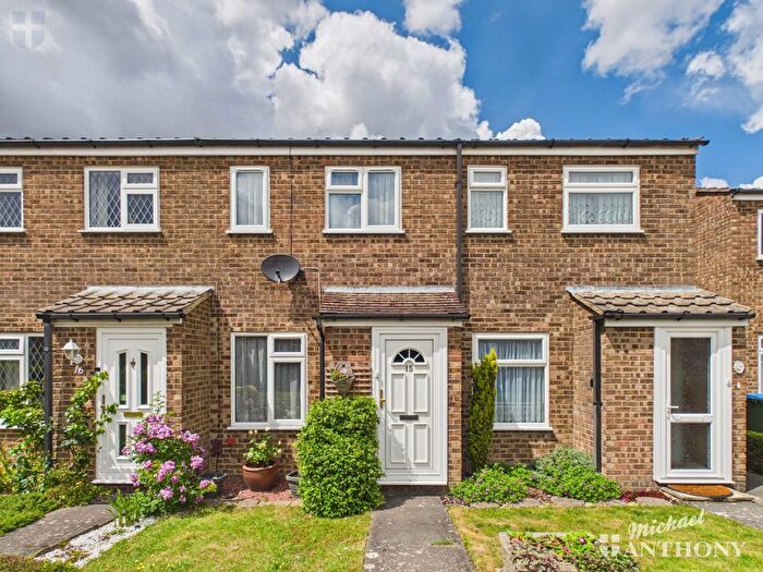 2 Bedroom Terraced House For Sale In Redland Way, Aylesbury, HP21