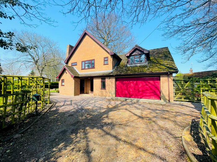 4 Bedroom Property To Rent In New Road, Sutton Bridge, Spalding, PE12