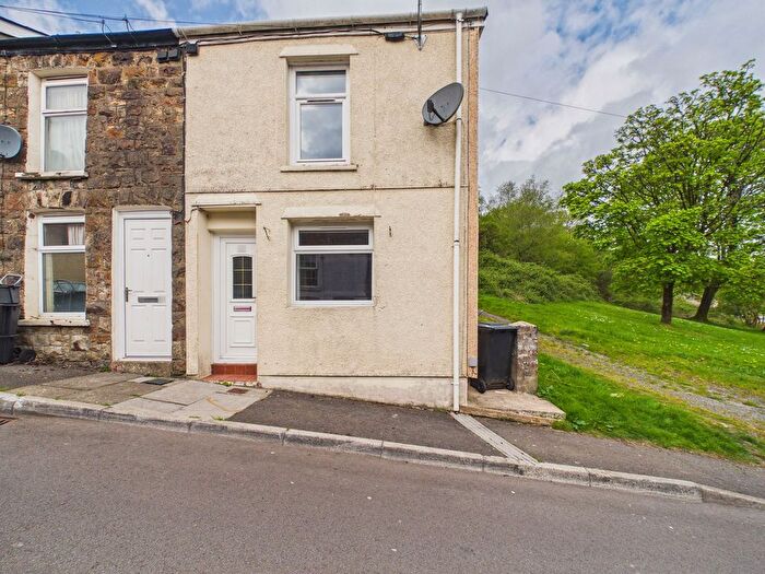 2 Bedroom End Terrace House For Sale In High Street, Ebbw Vale, NP23
