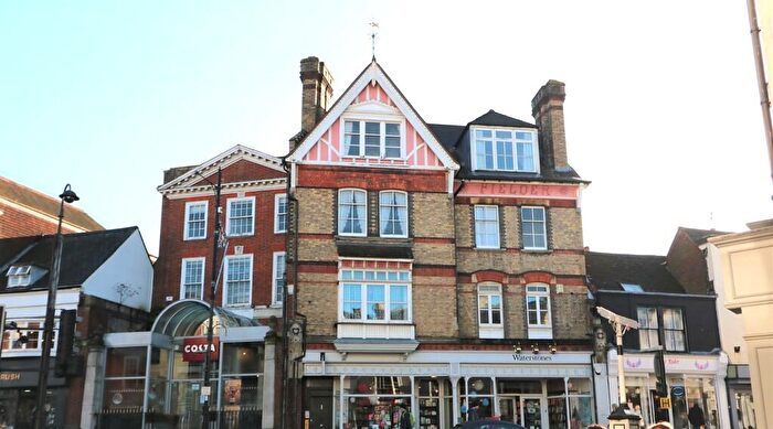 2 Bedroom Apartment To Rent In South Street, Dorking, RH4