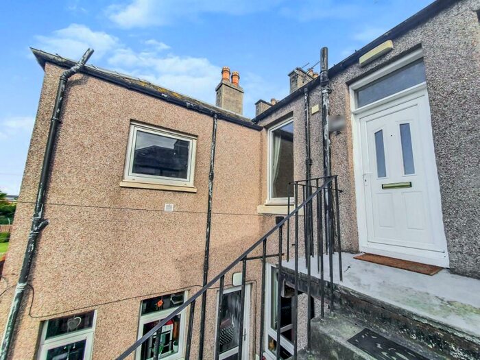 3 Bedroom Maisonette To Rent In Taylor Street, Leven, Fife, KY8