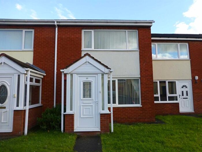 2 Bedroom Terraced House To Rent In Colliery Road, Rhosddu, LL11