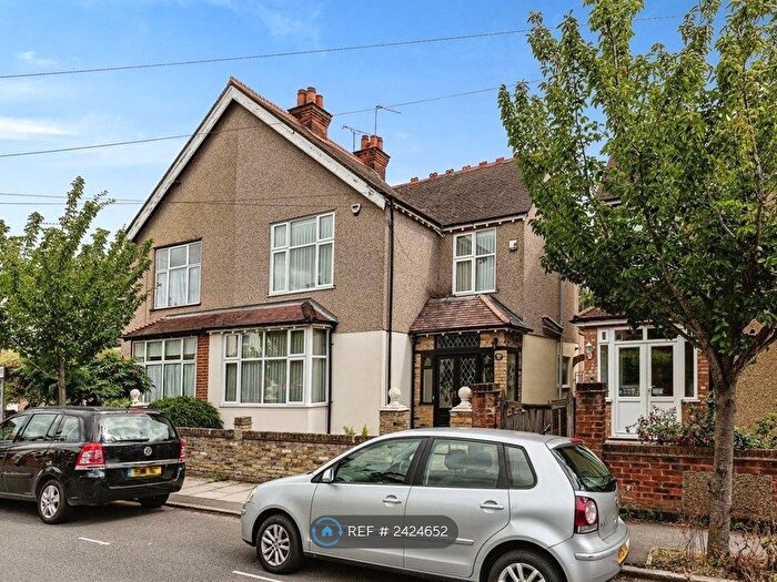 5 Bedroom Semi-Detached House To Rent In Derby Road, Uxbridge, UB8