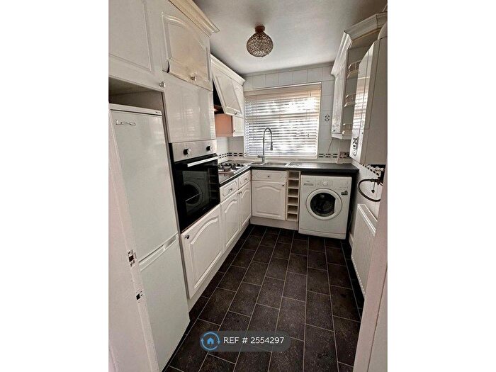 2 Bedroom Terraced House To Rent In Caroline Street, Stockport, SK3