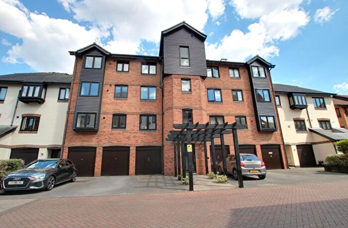 2 Bedroom Apartment For Sale In Channel Way, Ocean Village, Southampton, SO14