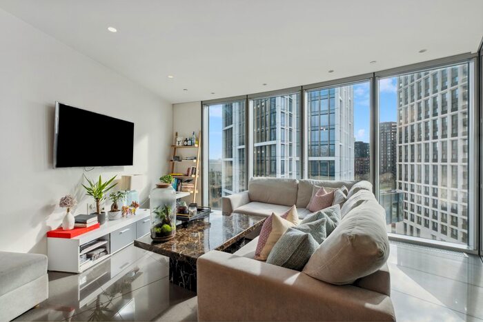 1 Bedroom Flat To Rent In The Tower, St. George Wharf, SW8