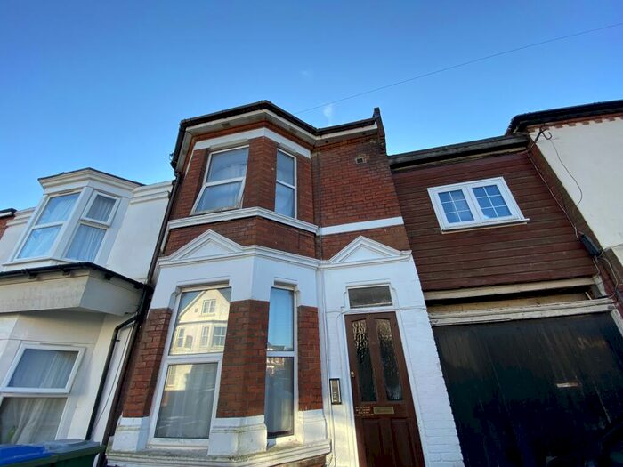 1 Bedroom Flat To Rent In Alma Rd Flat, SO14