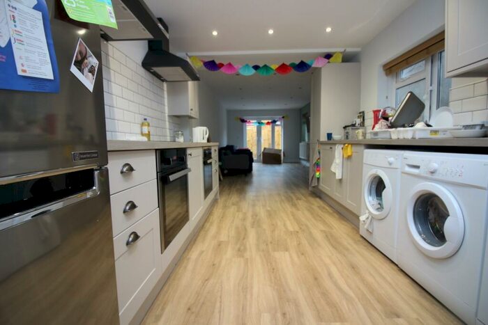 7 Bedroom Terraced House To Rent In Cathays Terrace, Cathays, CF24