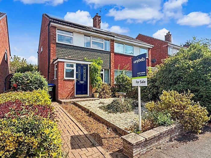 3 Bedroom Semi Detached House For Sale In Admirals Way, Daventry, NN11