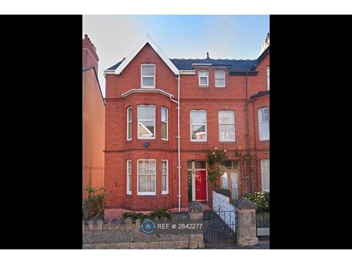 2 Bedroom Flat To Rent In Hawarden Road, Colwyn Bay, LL29