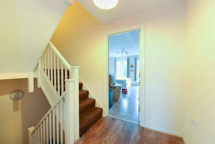 5 Bedroom Town House For Sale In Cunningham Street, Hatfield, AL10