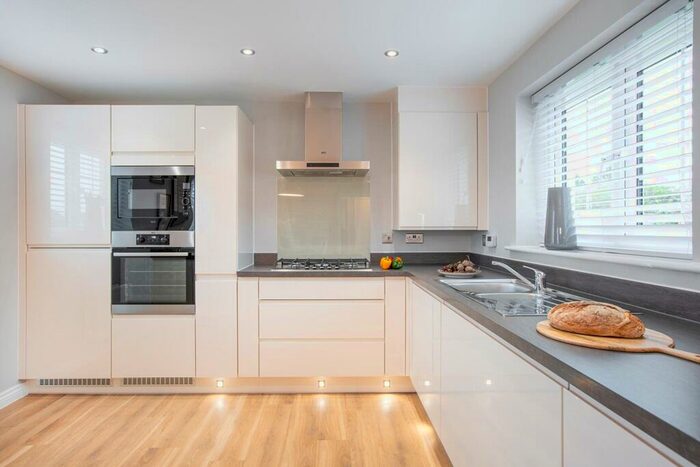 4 Bedroom Detached House For Sale In Ockley Lane, Hassocks, West Sussex, BN6