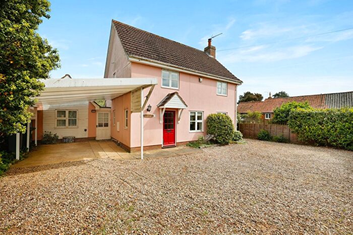 4 Bedroom Detached House For Sale In Woodbridge Road, Sutton, Woodbridge, IP12