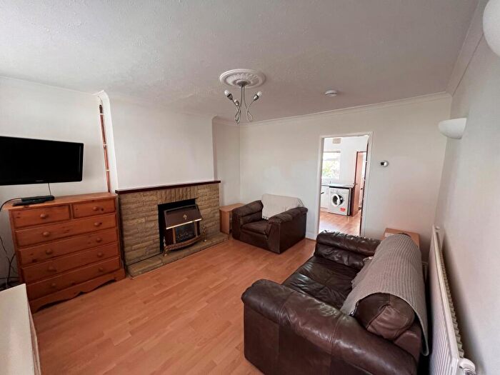 2 Bedroom Terraced House To Rent In Newland St West | Student House | /, LN1