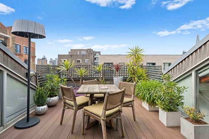 2 Bedroom Flat To Rent In Grange Road, London, SE1