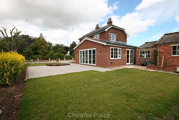 3 Bedroom Detached House To Rent In Chester Road, Bretton, CH4