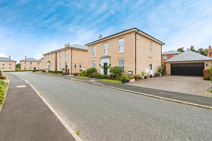 4 Bedroom Detached House For Sale In Oak Avenue, Loddon, Norwich, NR14